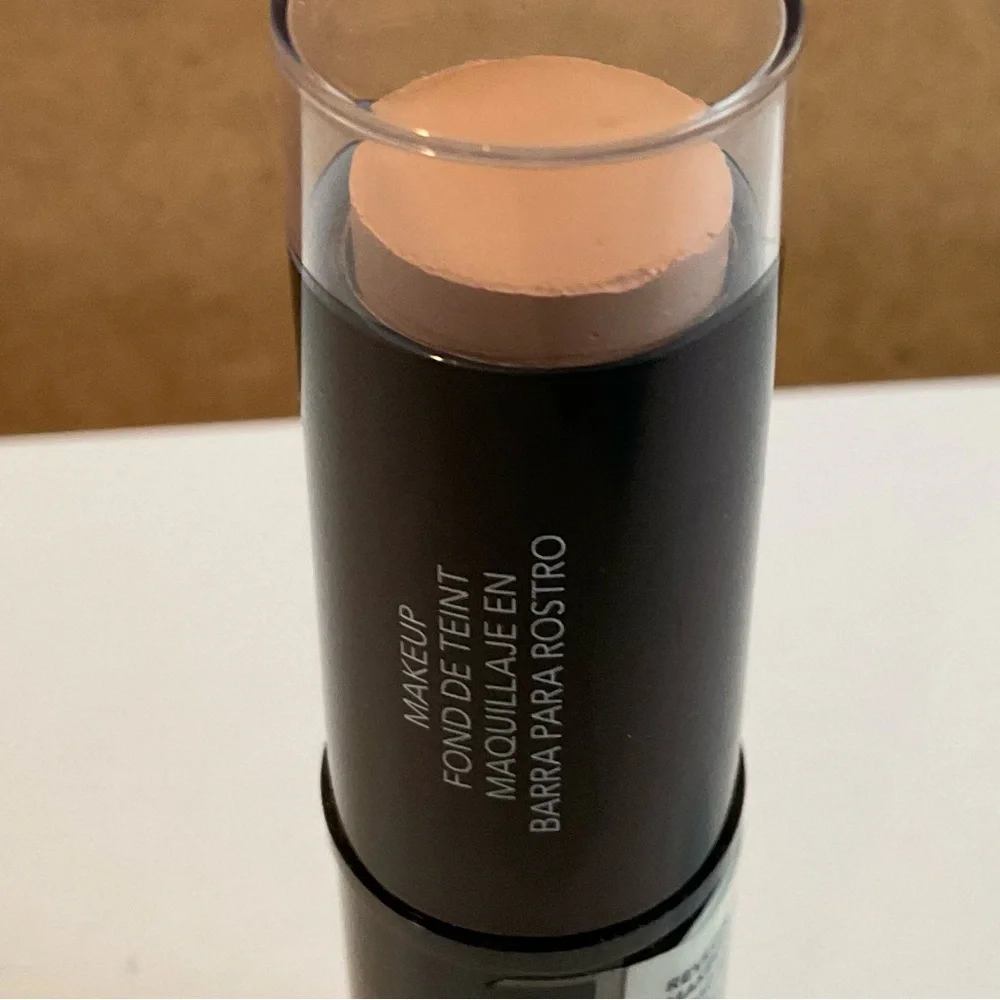 REVLON PHOTOREADY INSTA-FIX Foundation Stick - New